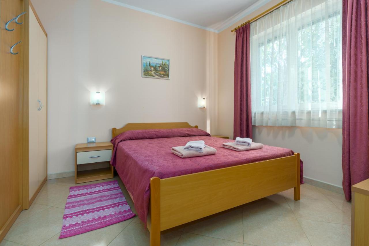 Apartments Maria Poreč Extérieur photo