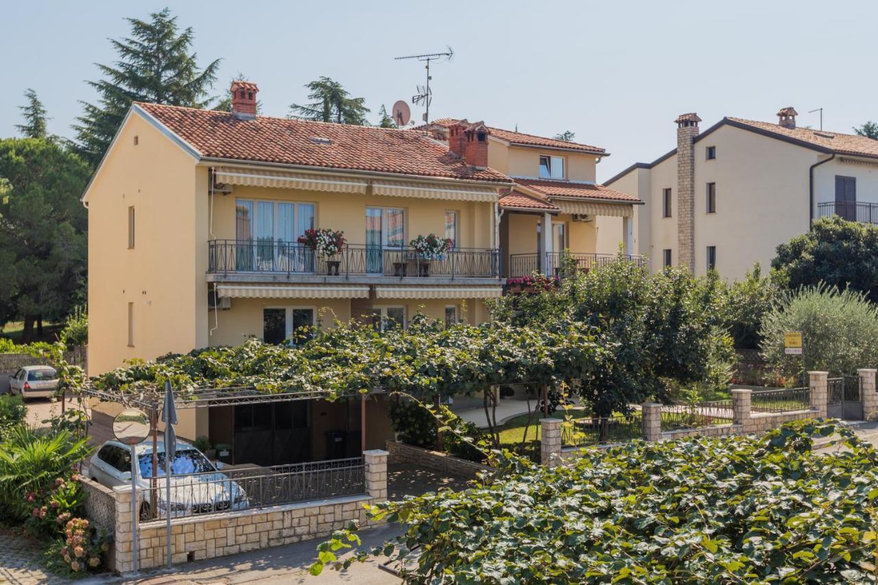 Apartments Maria Poreč Extérieur photo