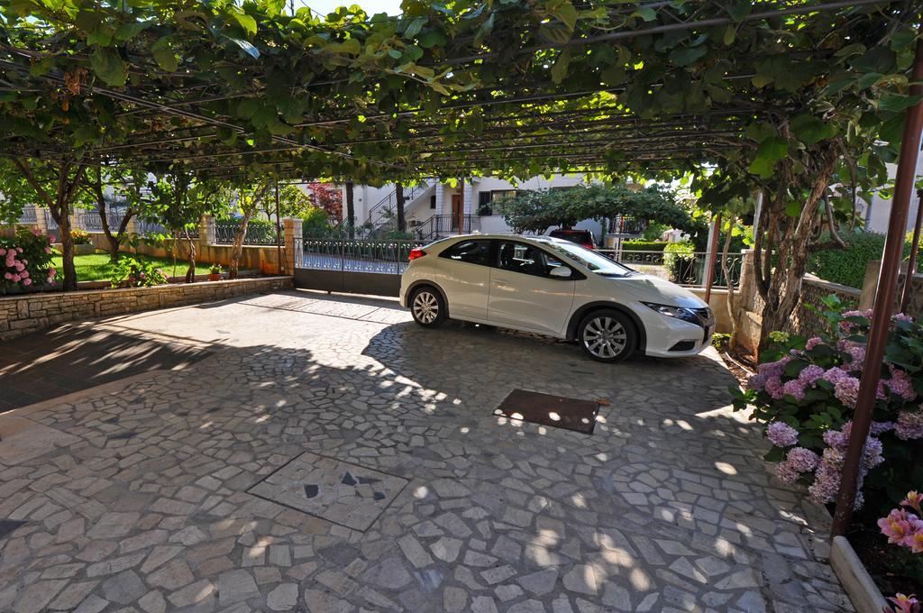 Apartments Maria Poreč Extérieur photo